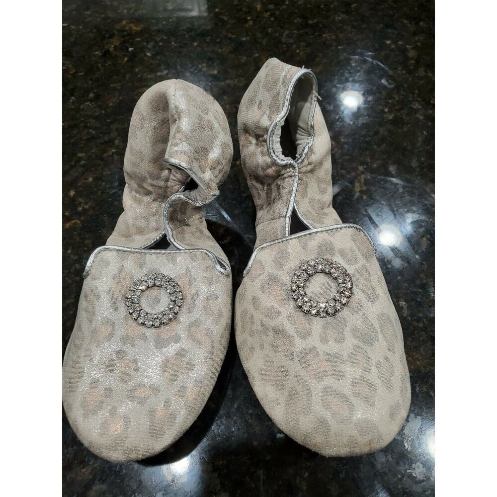 Bayce Gray Women's Close Toe‎ Low Top Slip On Casual Flat Shoes Size US 8.5